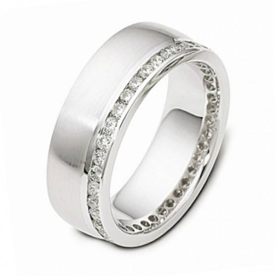 Men's diamond wedding ring