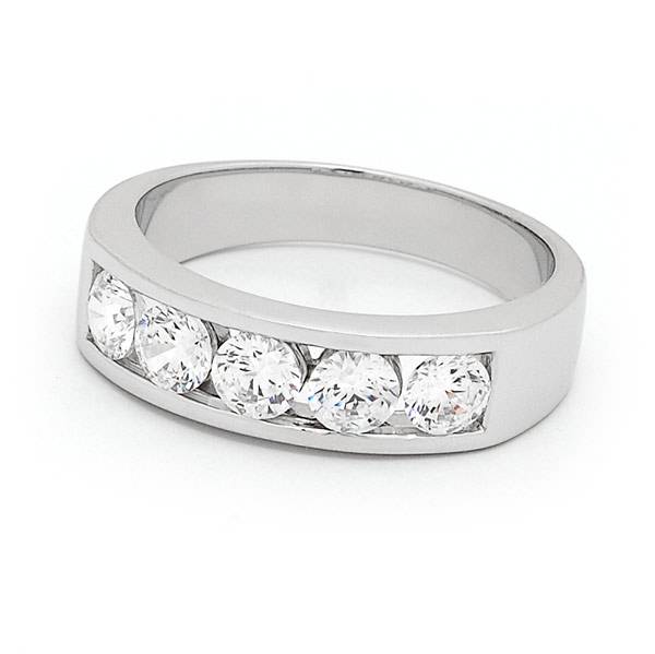 Brilliant cut diamond channel set ring