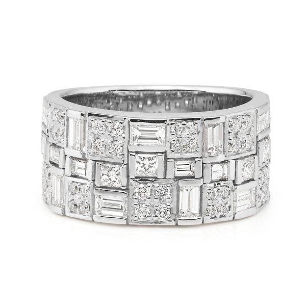 Baguette, princess and brilliant cut diamond ring
