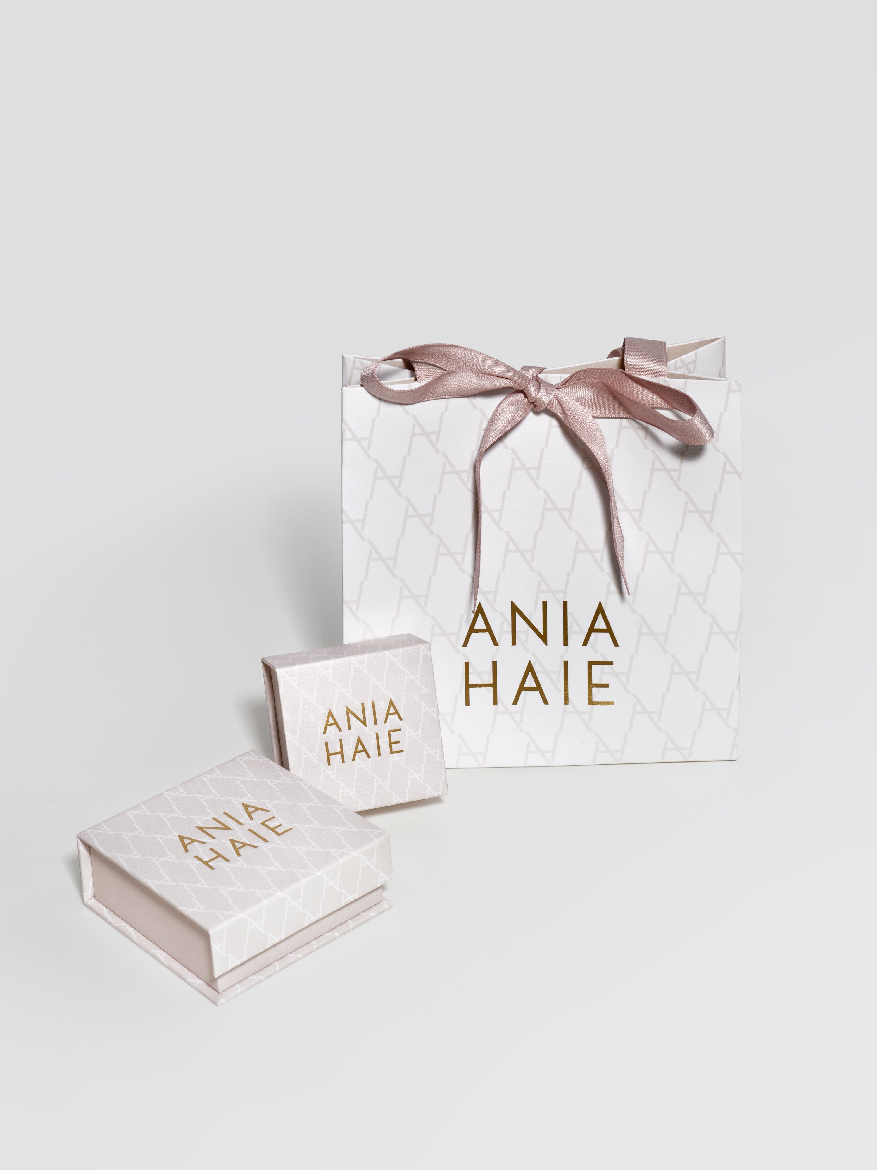 Ania Haie Gold Bezel-Set Station Necklace with Shell Pearl Pendant
