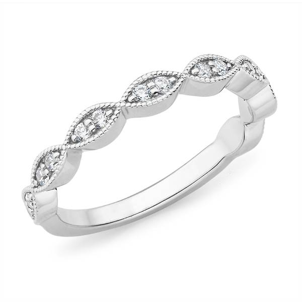 Fancy style diamond wedding ring