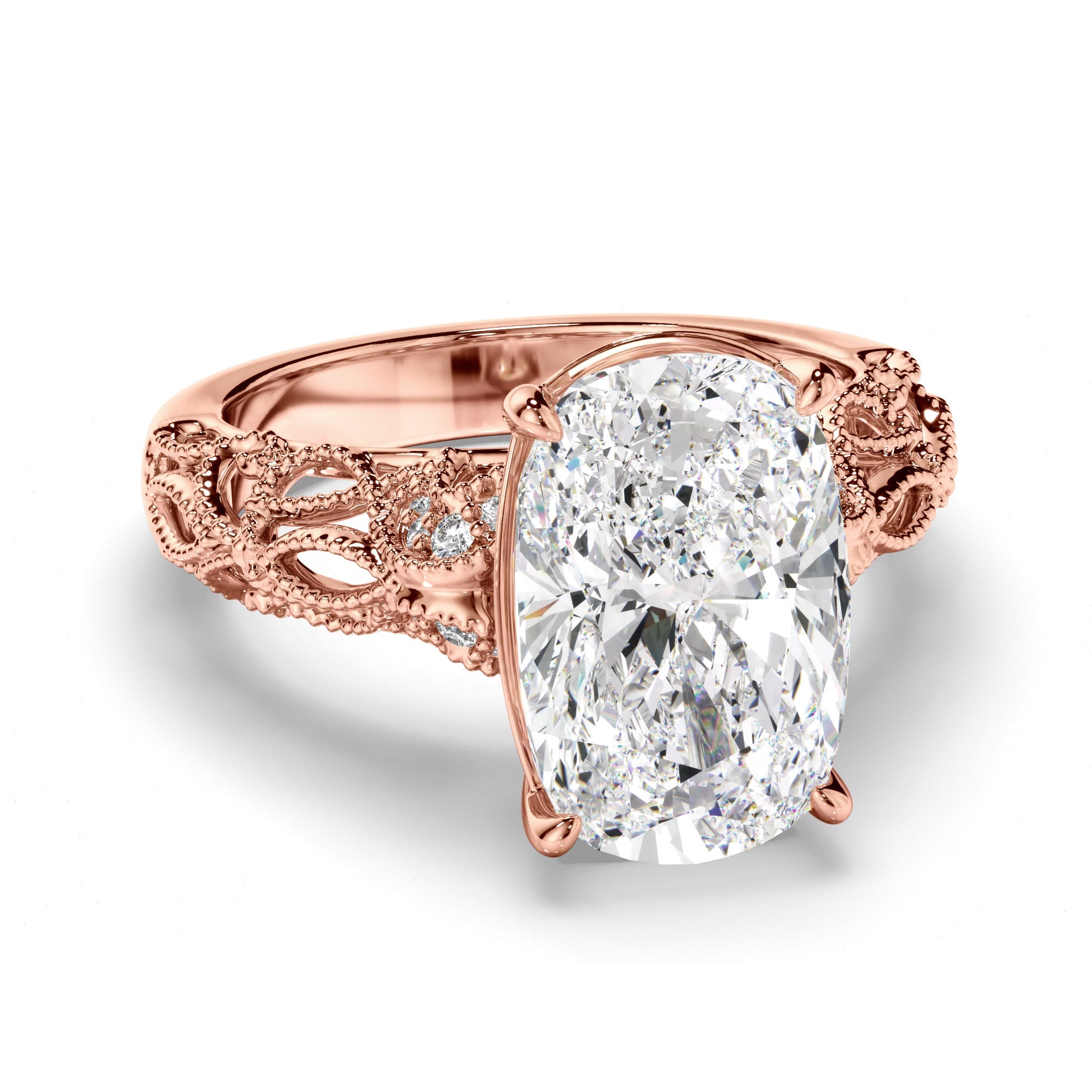 'Taylor Swift' esk Cushion Cut Diamond Filigree Engagement Ring